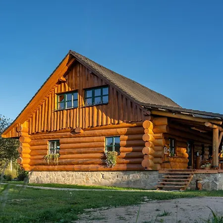 度假居 Srub Pohodar V Novohradskych Horach
